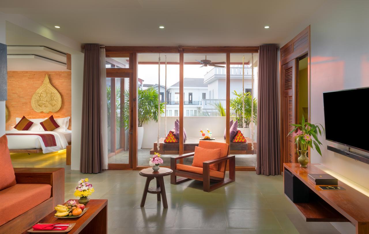 Golden Temple Residence Siem Reap Ngoại thất bức ảnh A suite at the hotel
