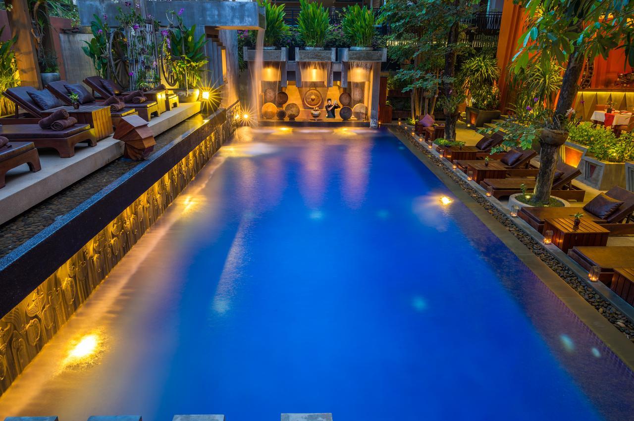 Golden Temple Residence Siem Reap Ngoại thất bức ảnh The pool at the hotel
