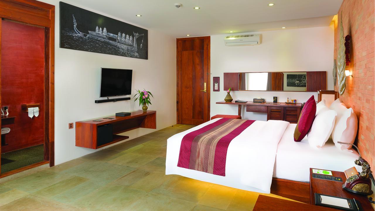 Golden Temple Residence Siem Reap Ngoại thất bức ảnh A bedroom at the hotel
