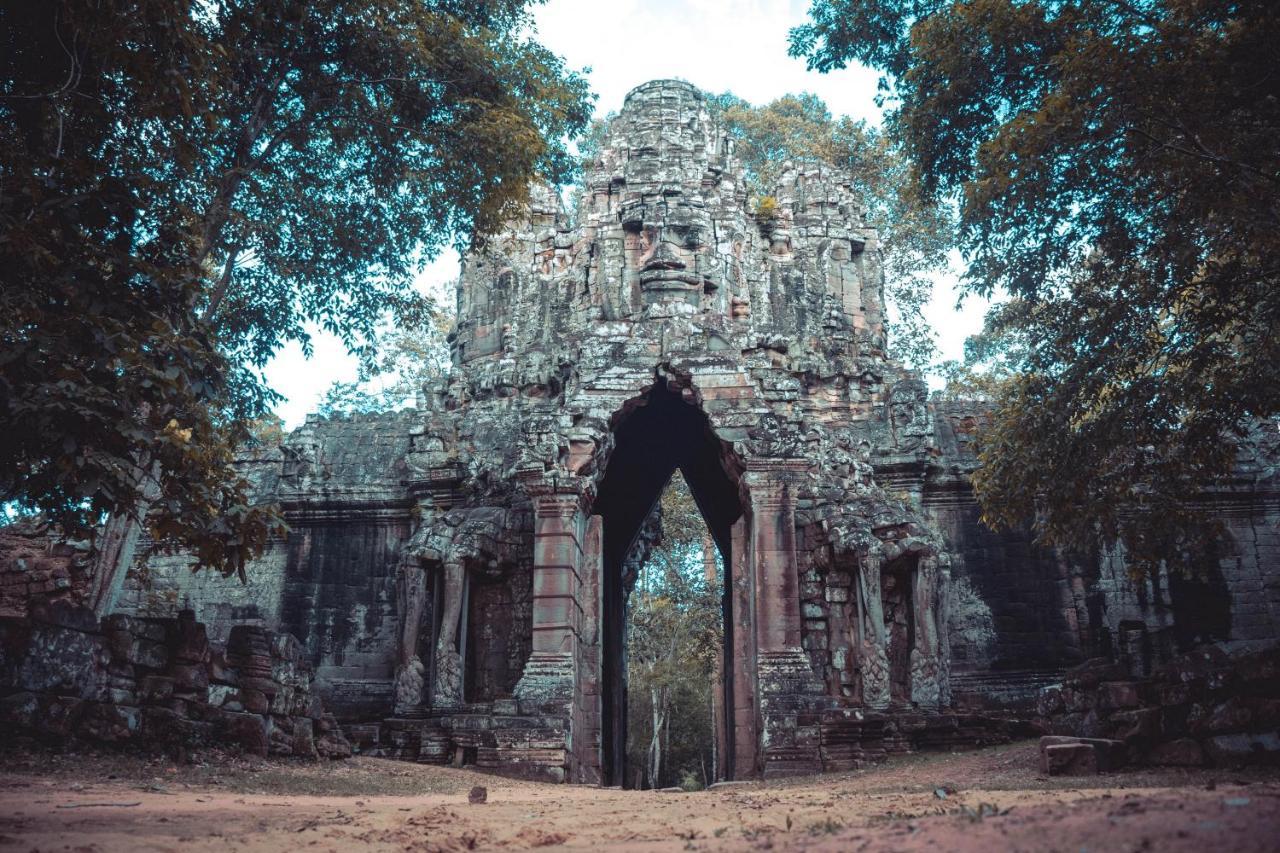 Golden Temple Residence Siem Reap Ngoại thất bức ảnh The temple of Angkor Wat